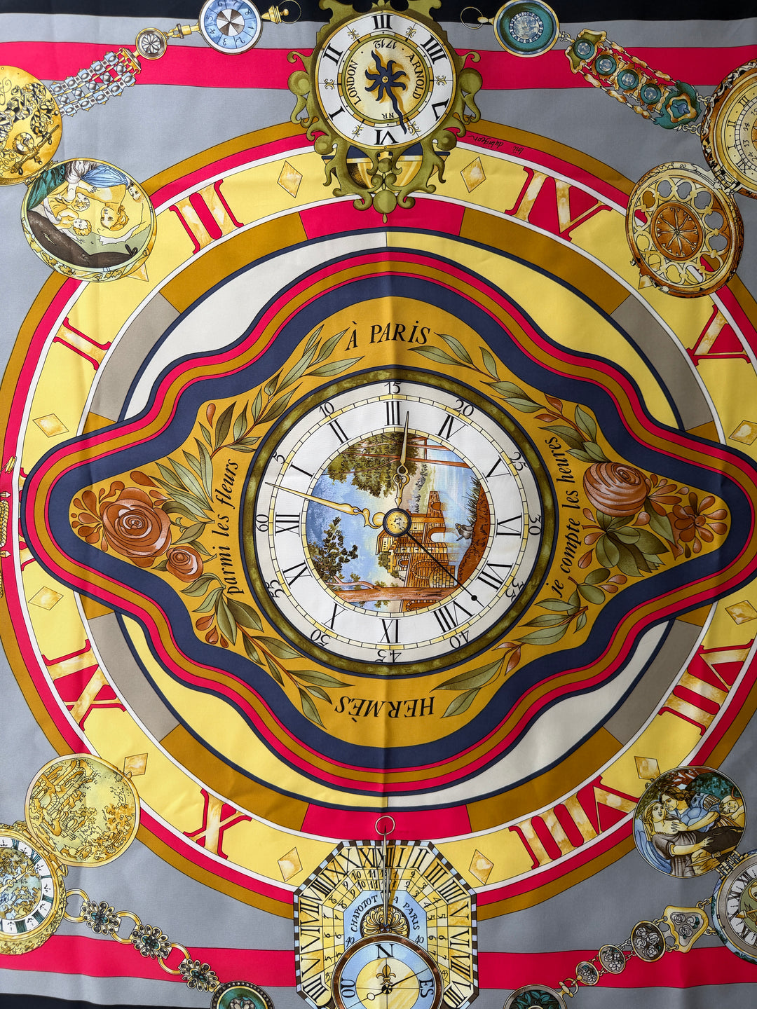 Vintage HERMÈS Parmi Les Fleurs Compass 90