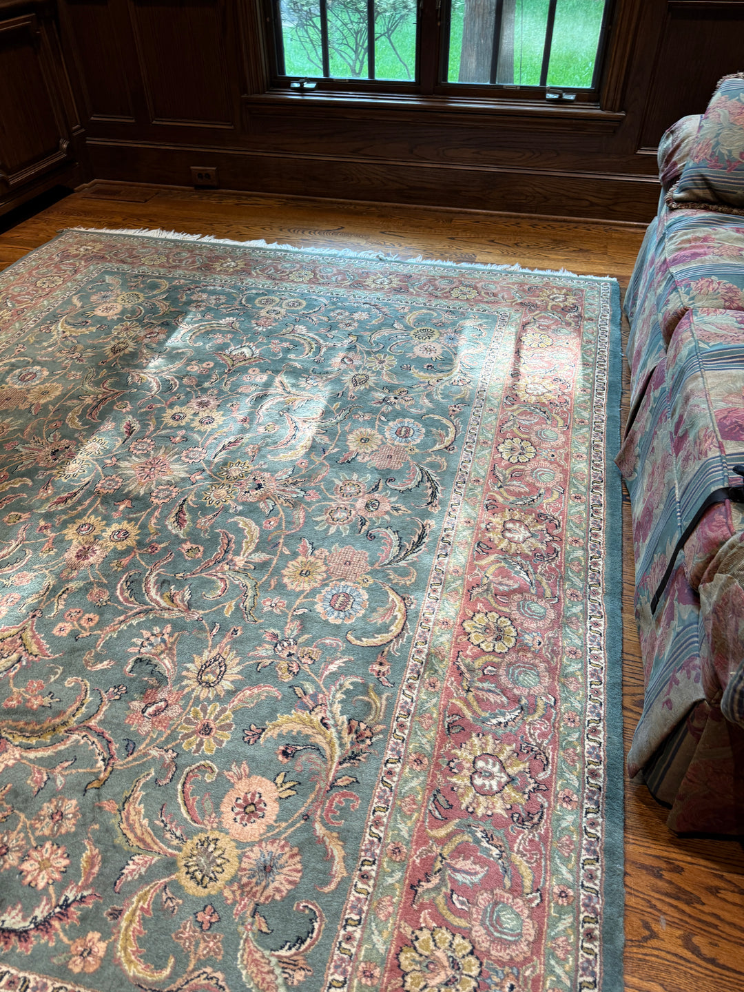Fine Indo Kashir Rug (8x10 ft) (Online Only Item)