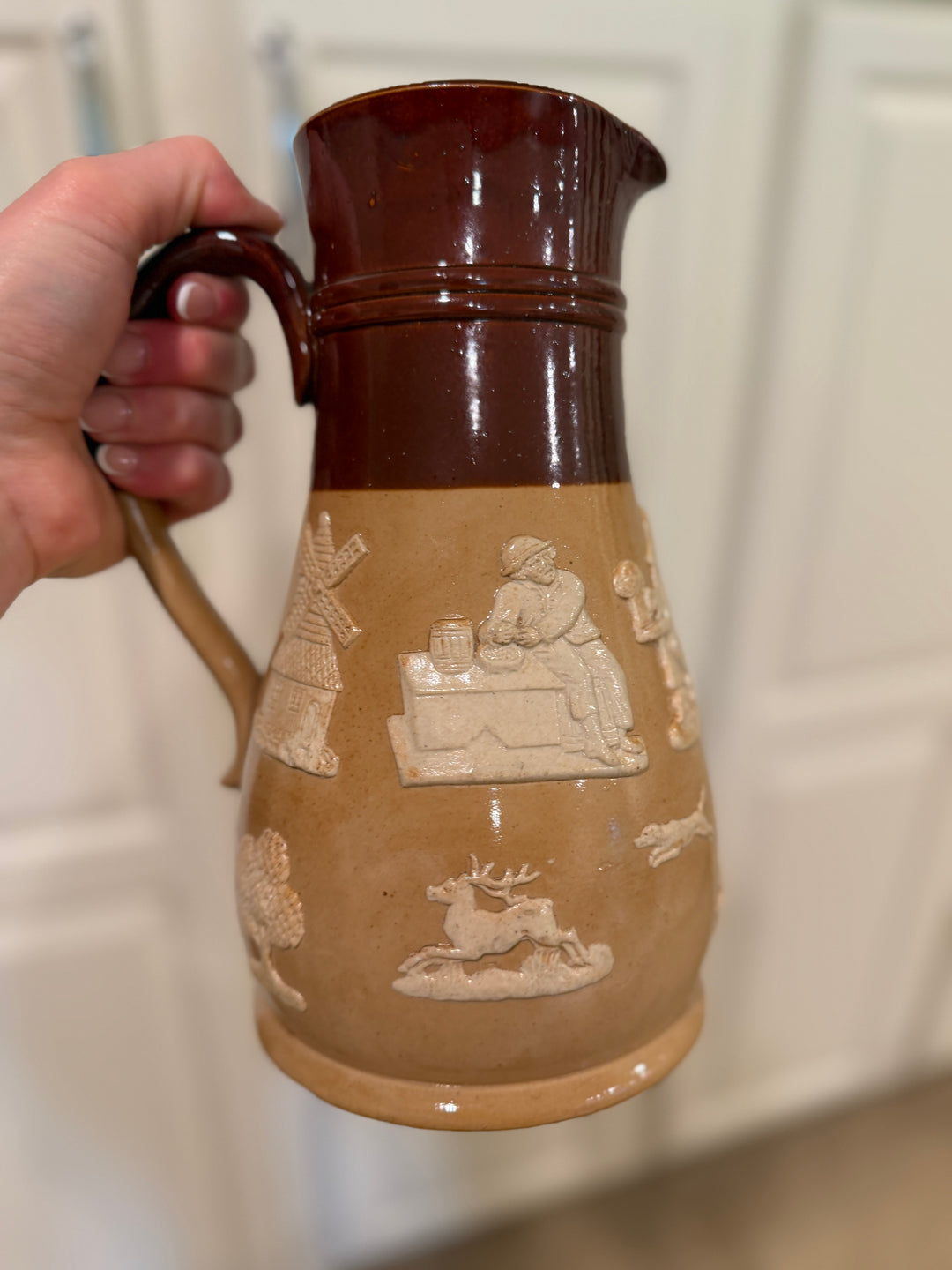 Royal Doulton, Lambeth Pottery Jug