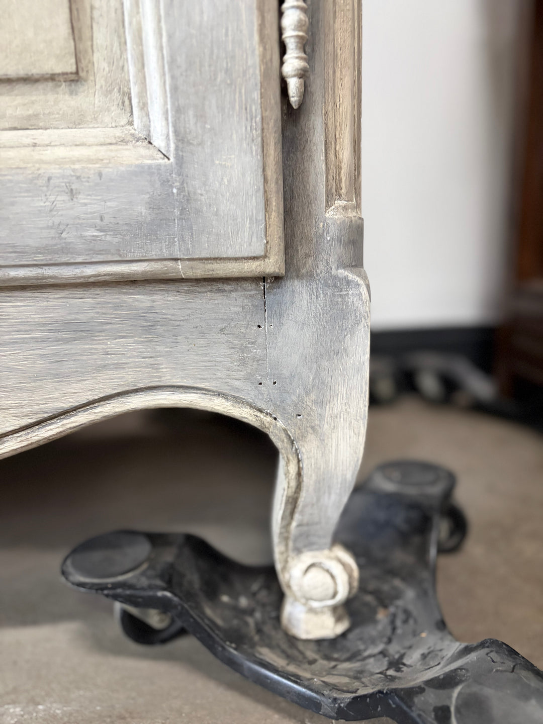 French Provincial Gray-Washed Wood Buffet with Hutch Top