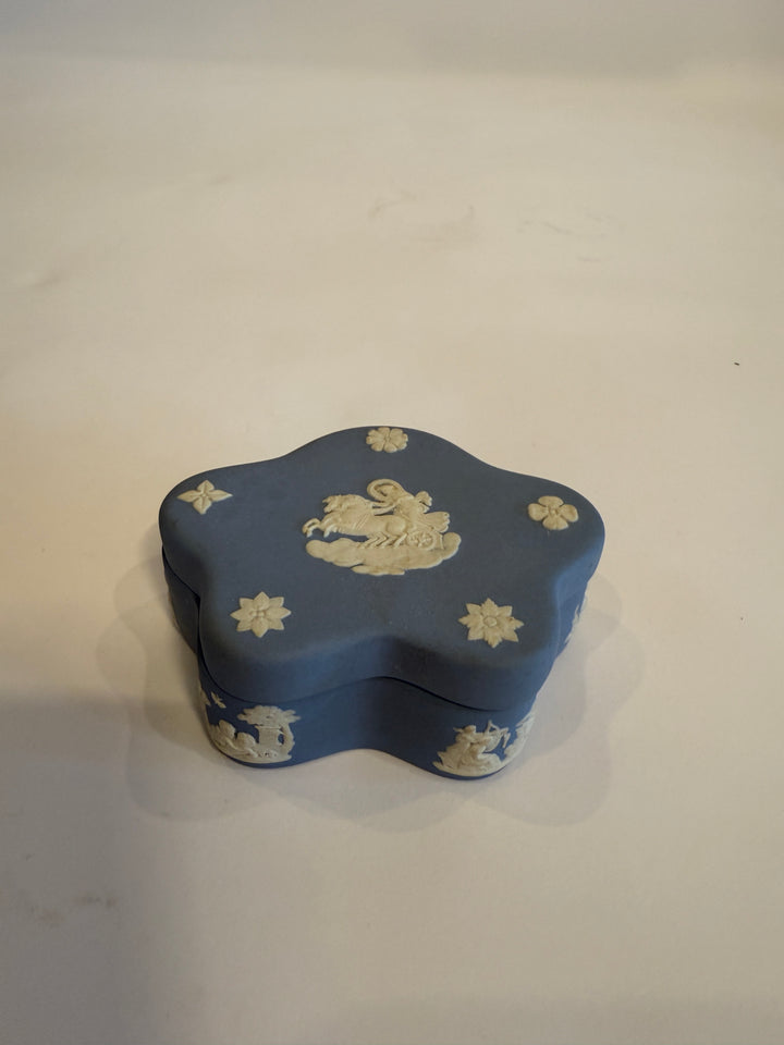 Wedgewood Blue Star Trinket Box