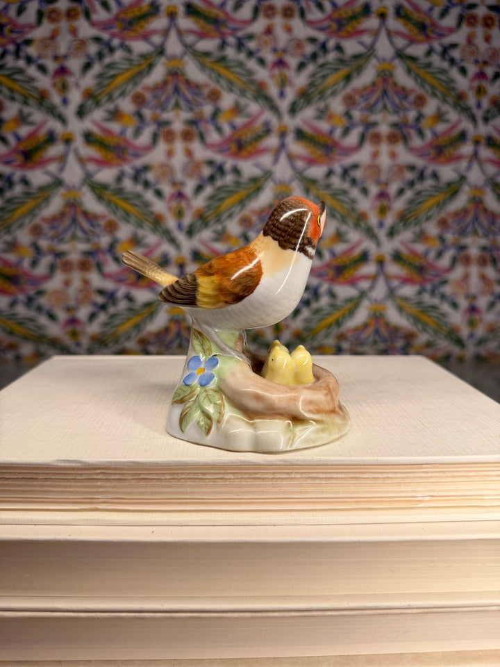 Herend Porcelain Bird Figurine with Nest and Chicks