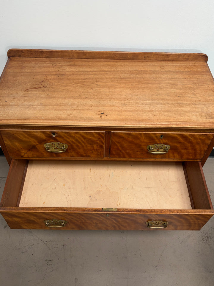 Victorian Mahogany Chest of Drawers