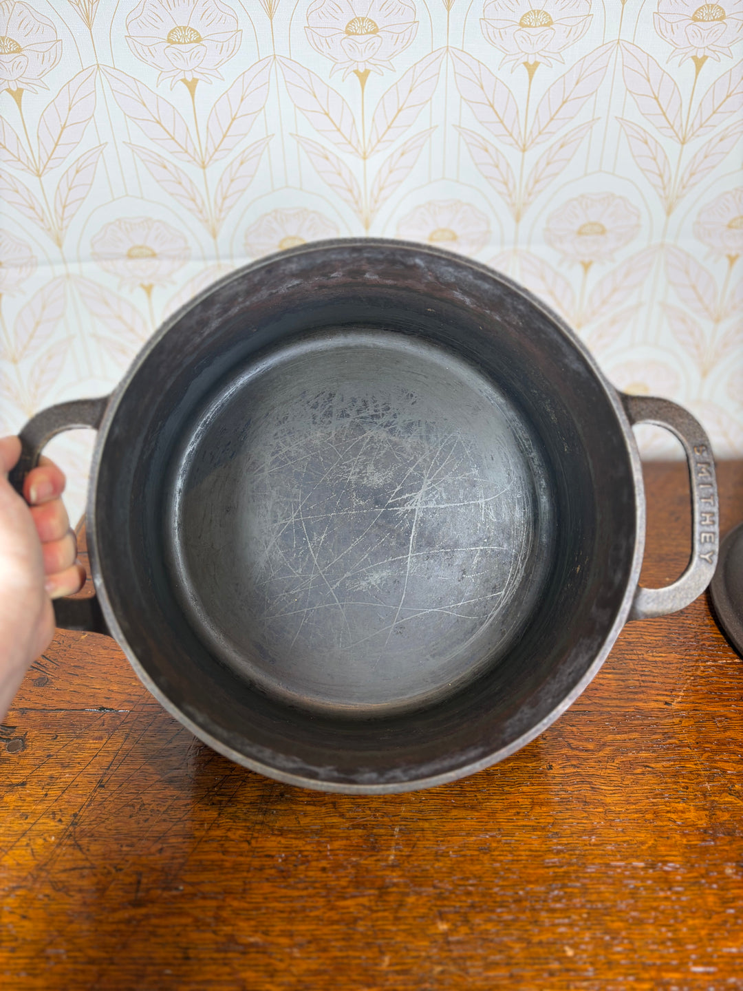 Smithey Dutch Oven