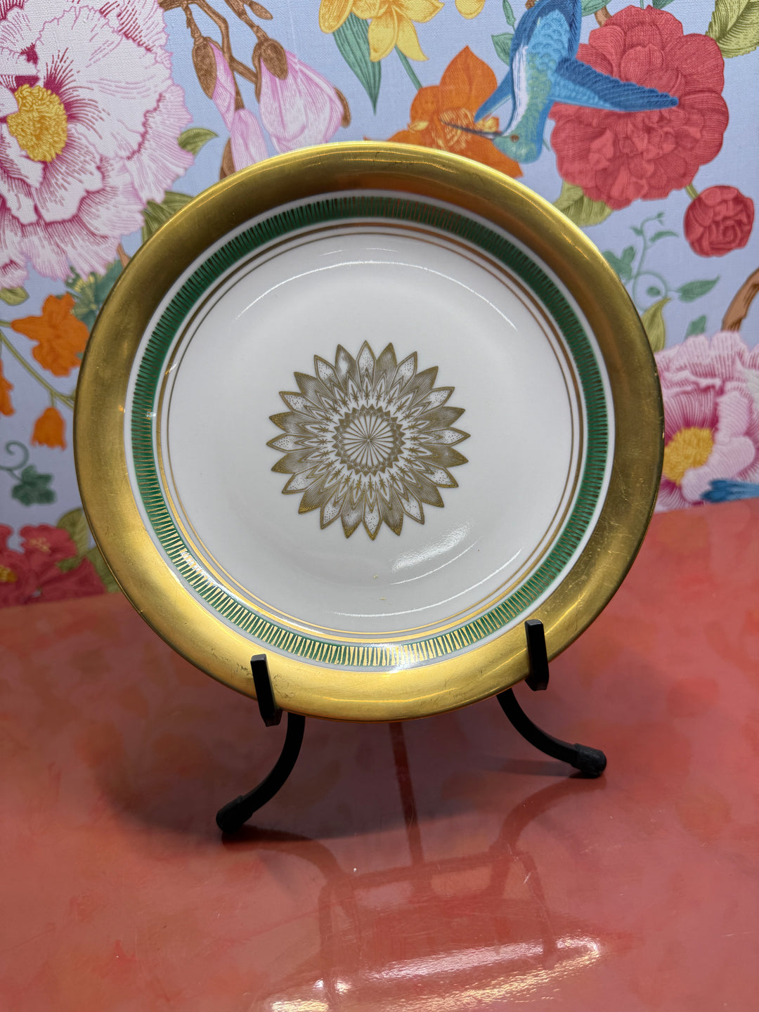Set of 8 Small Miscellaneous Plates