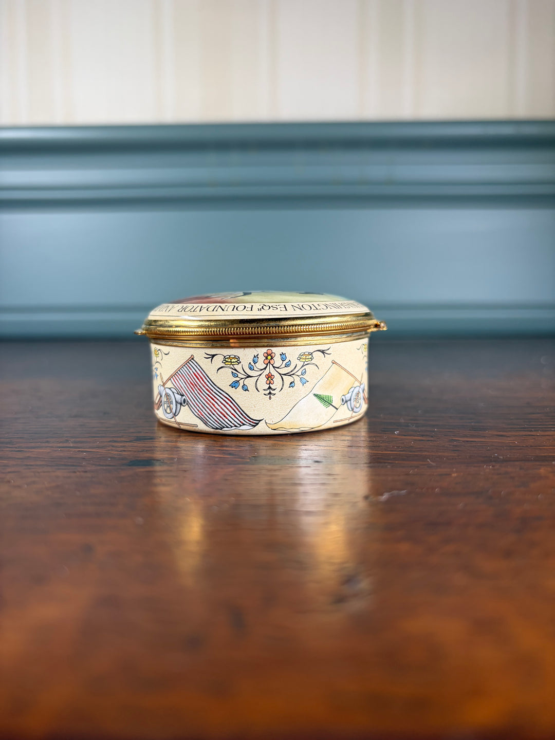 Halcyon Days George Washington Enamel Pill Box with Original Box