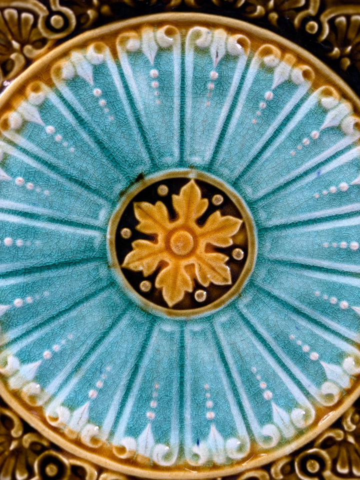 Majolica-Style Glazed Ceramic Plate with Floral Medallion