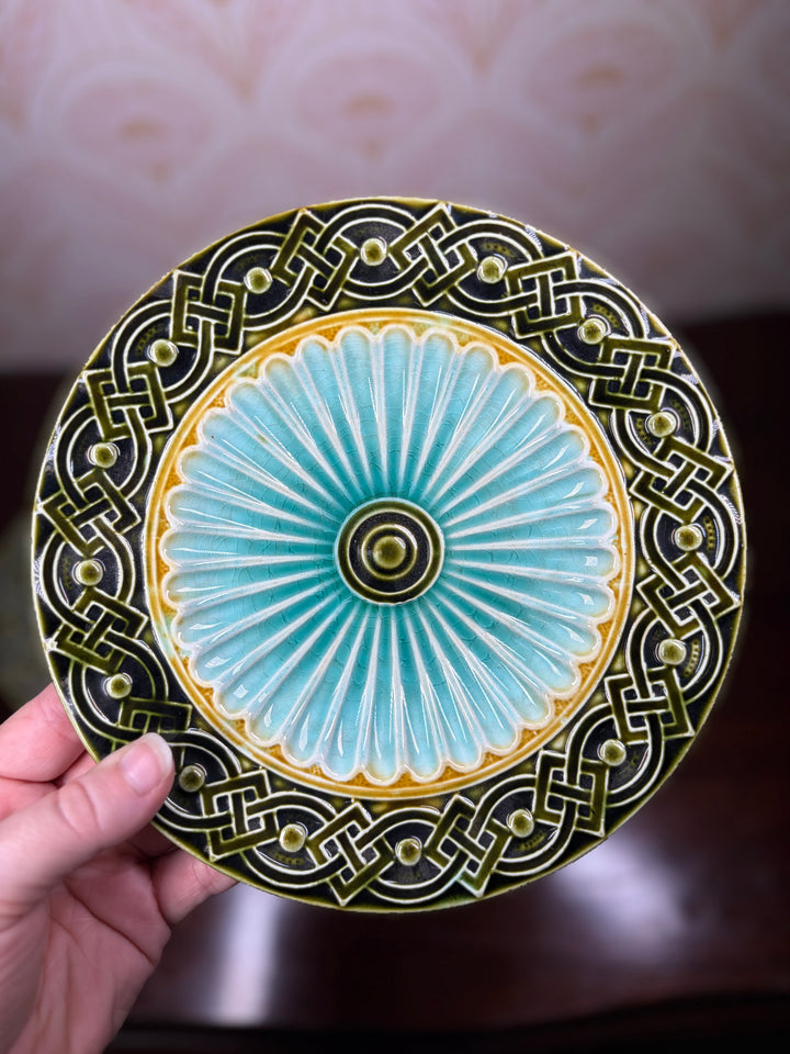 Set of Three Majolica-Style Ceramic Plates with Celtic Knotwork Border
