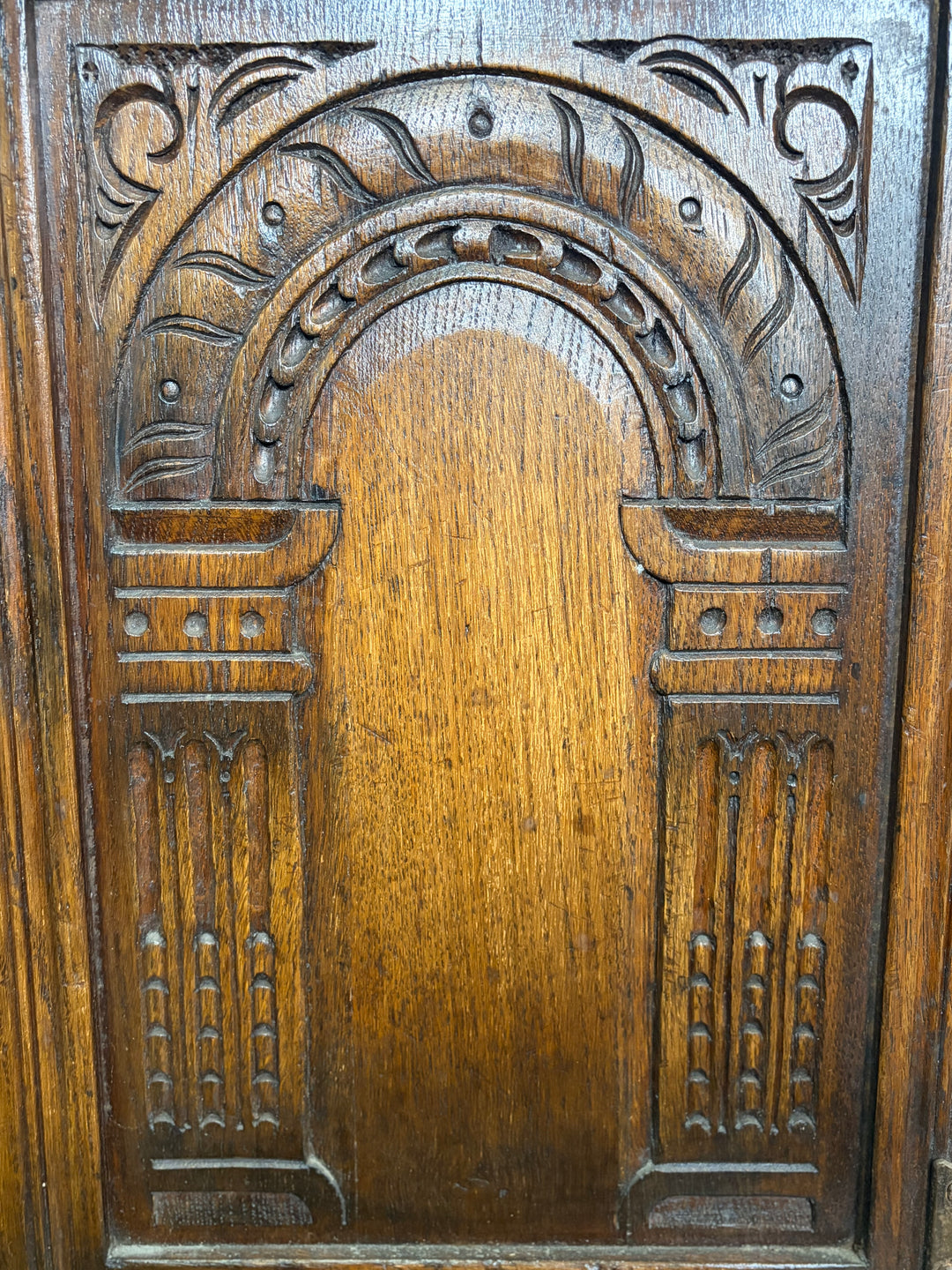Titchmarsh & Goodwin Oak Welsh Dresser