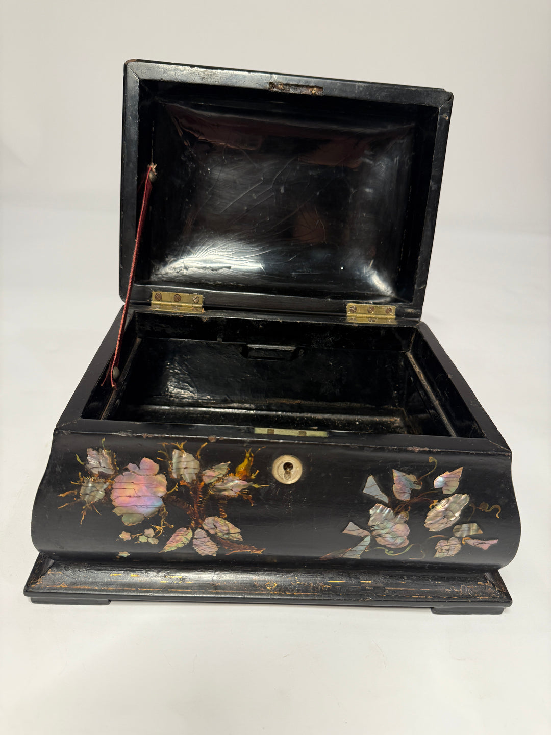 Mother of Pearl Inlaid Lacquer Box