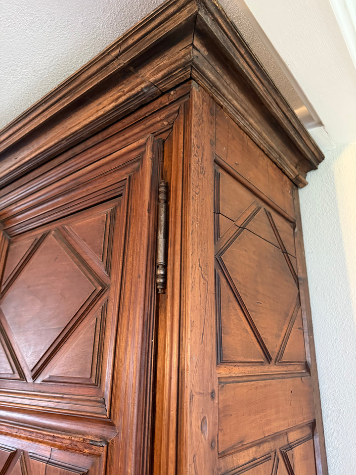 French 19th Century Louis XIII-Style Oak Armoire