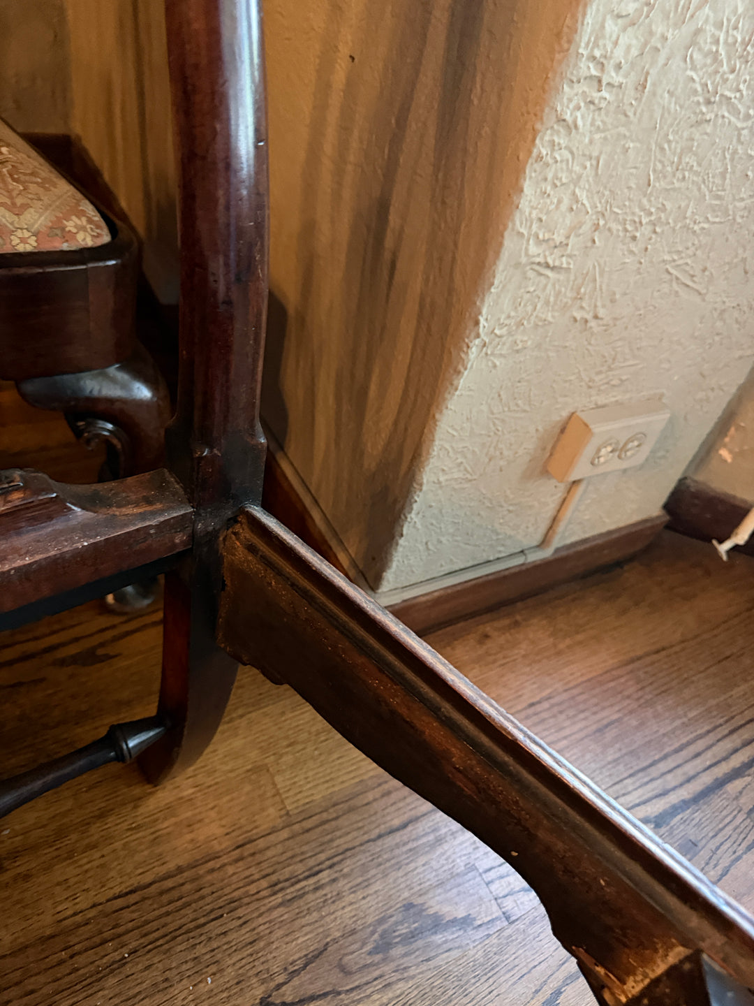 Circa 1720s - 1740s Set of Four George II Side Chairs