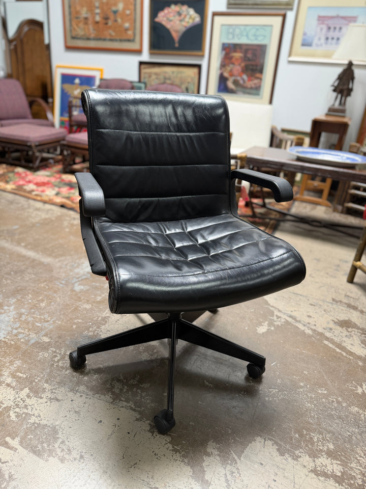Vintage Richard Sapper Knoll Chair