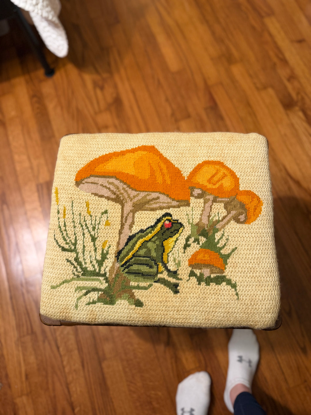 Antique, Functional Electric Sewing Machine Model 15-91 Wooden Desk with Needlepoint Bench