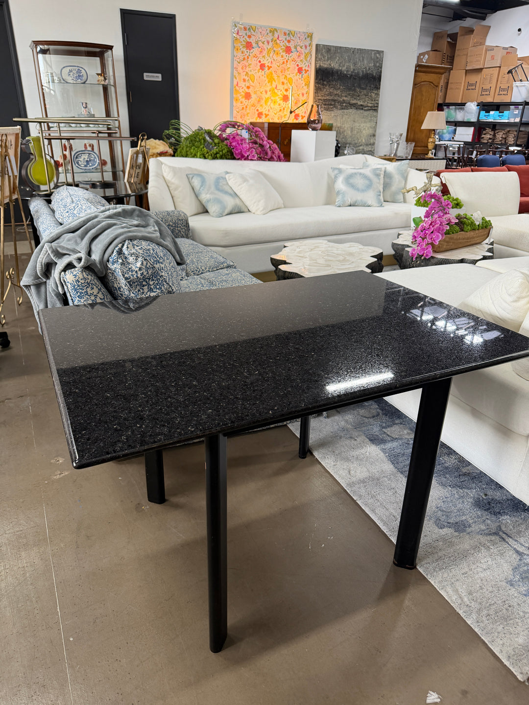 Square Knoll Table