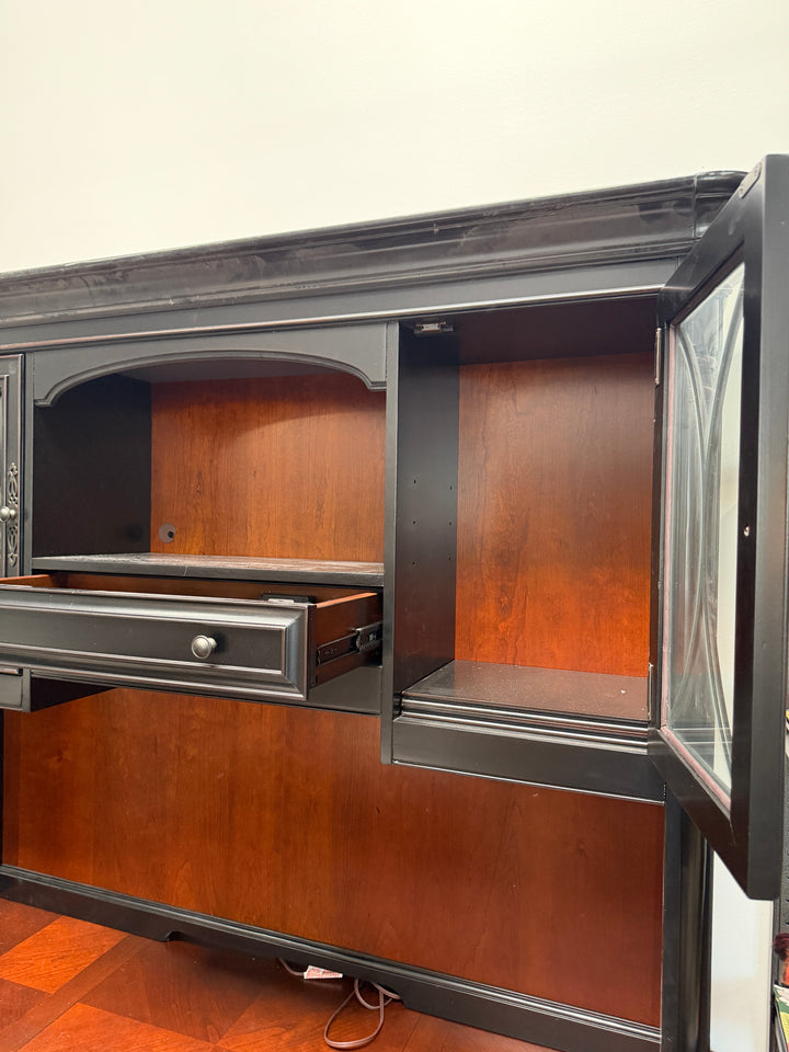 Havertys Wooden Desk and Drawers