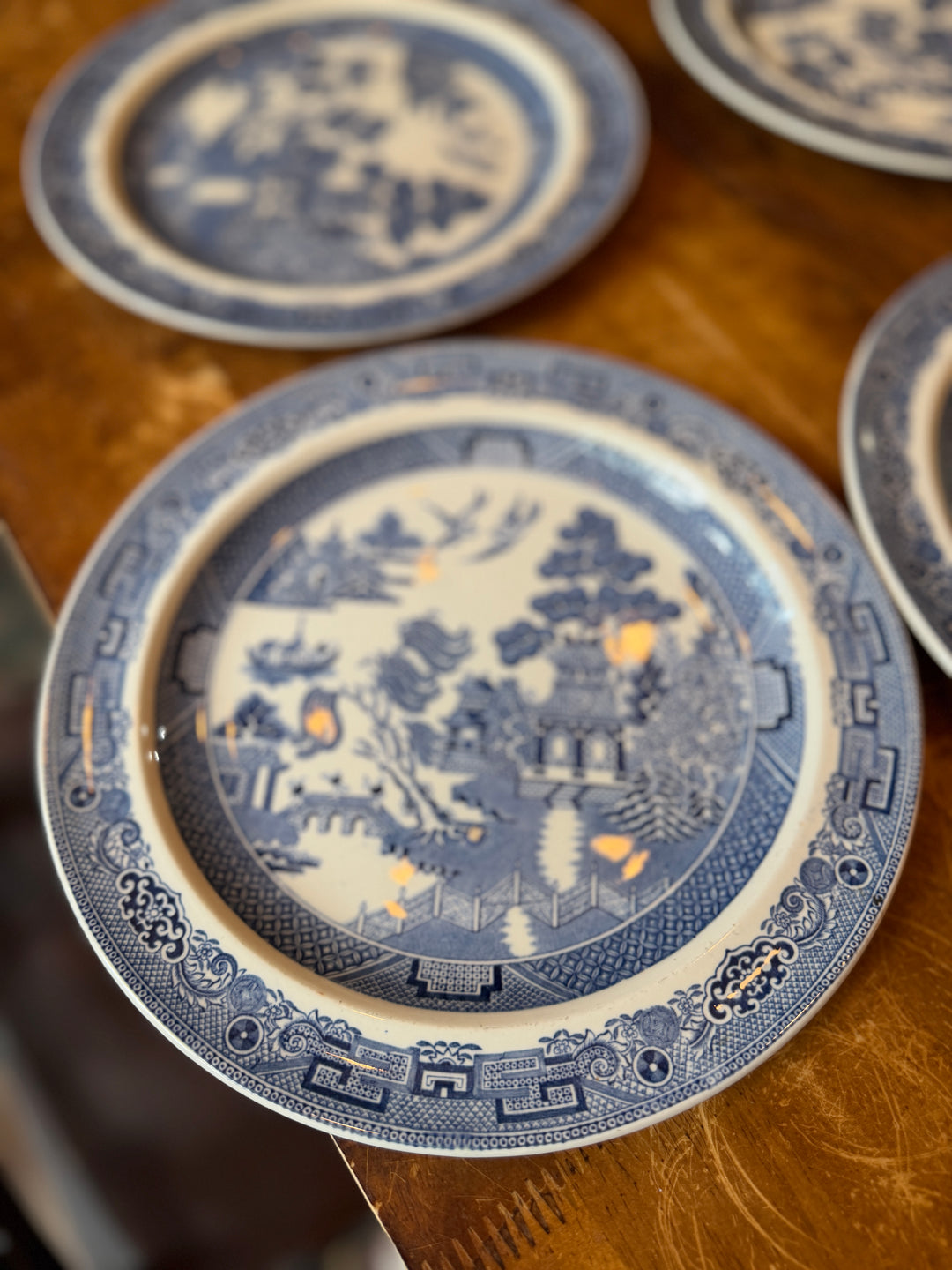 Wedgwood Blue Willow Dinner Plates