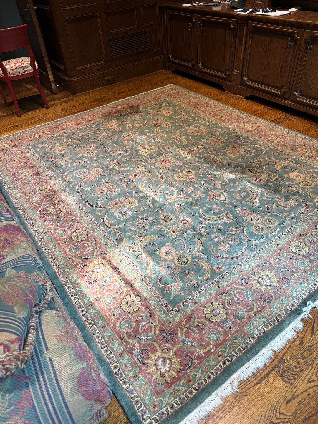Fine Indo Kashir Rug (8x10 ft) (Online Only Item)