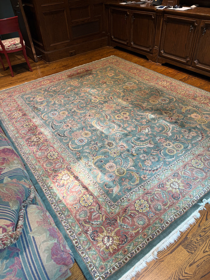 Fine Indo Kashir Rug (8x10 ft) (Online Only Item)
