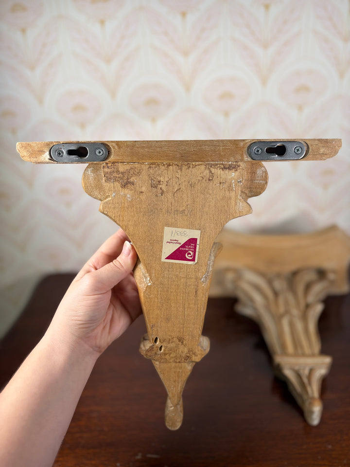 Pair of Gilt Acanthus-Leaf Wall Bracket Shelves (Made in Italy)