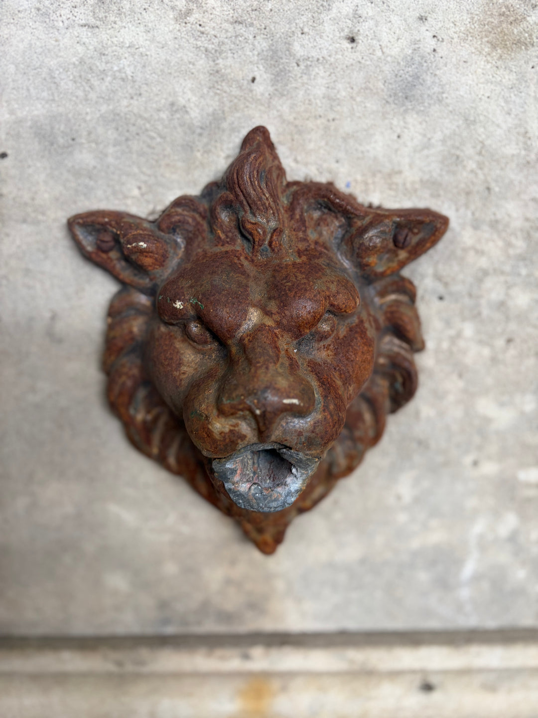 Cast Stone Demilune Fountain Panel with Lion Head Spout