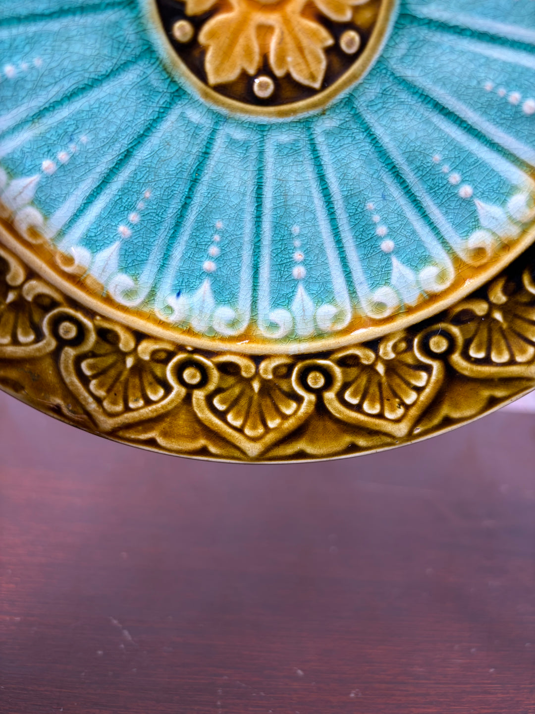 Majolica-Style Glazed Ceramic Plate with Floral Medallion