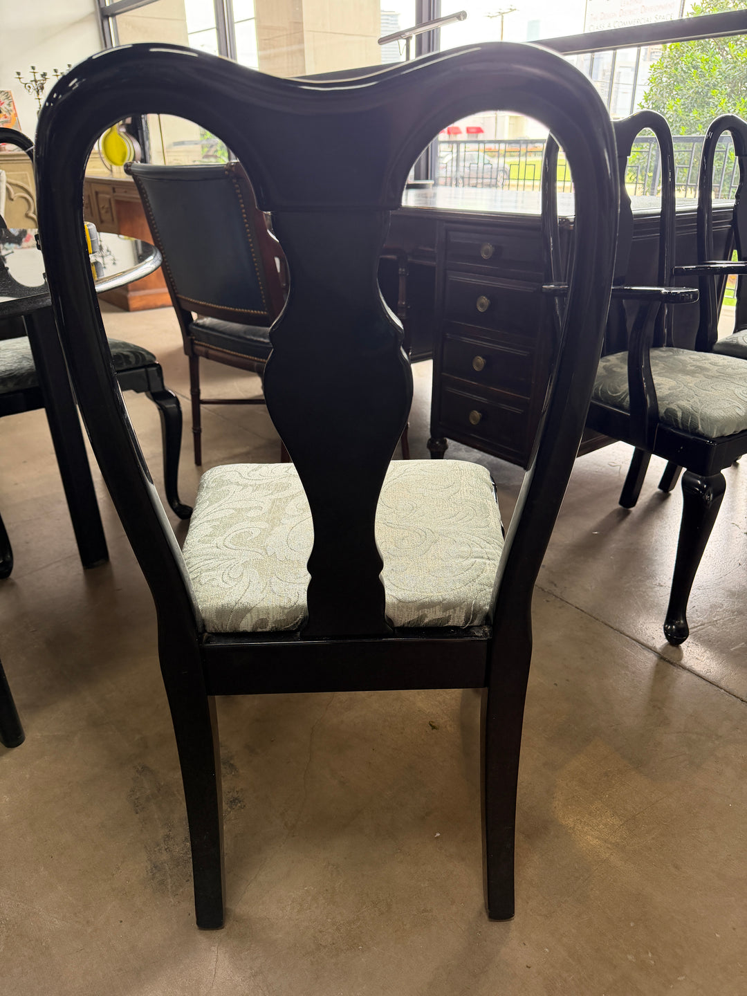 Set of 6 Chairs (2 Armchairs + 4 Armless Chairs)