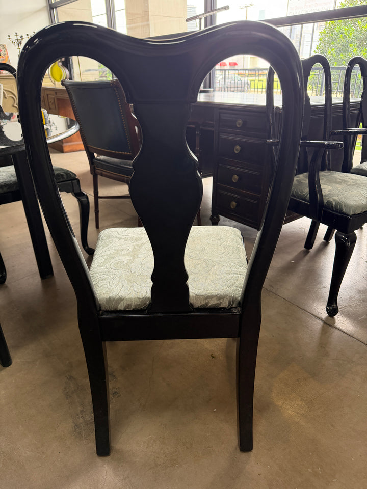Set of 6 Chairs (2 Armchairs + 4 Armless Chairs)