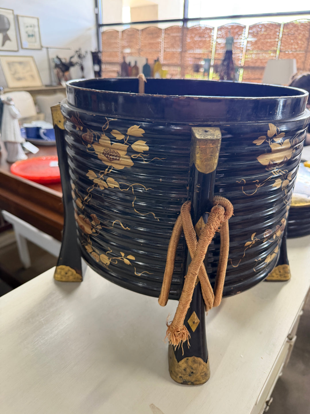 Japanese Lacquer Hokkai Hat Box