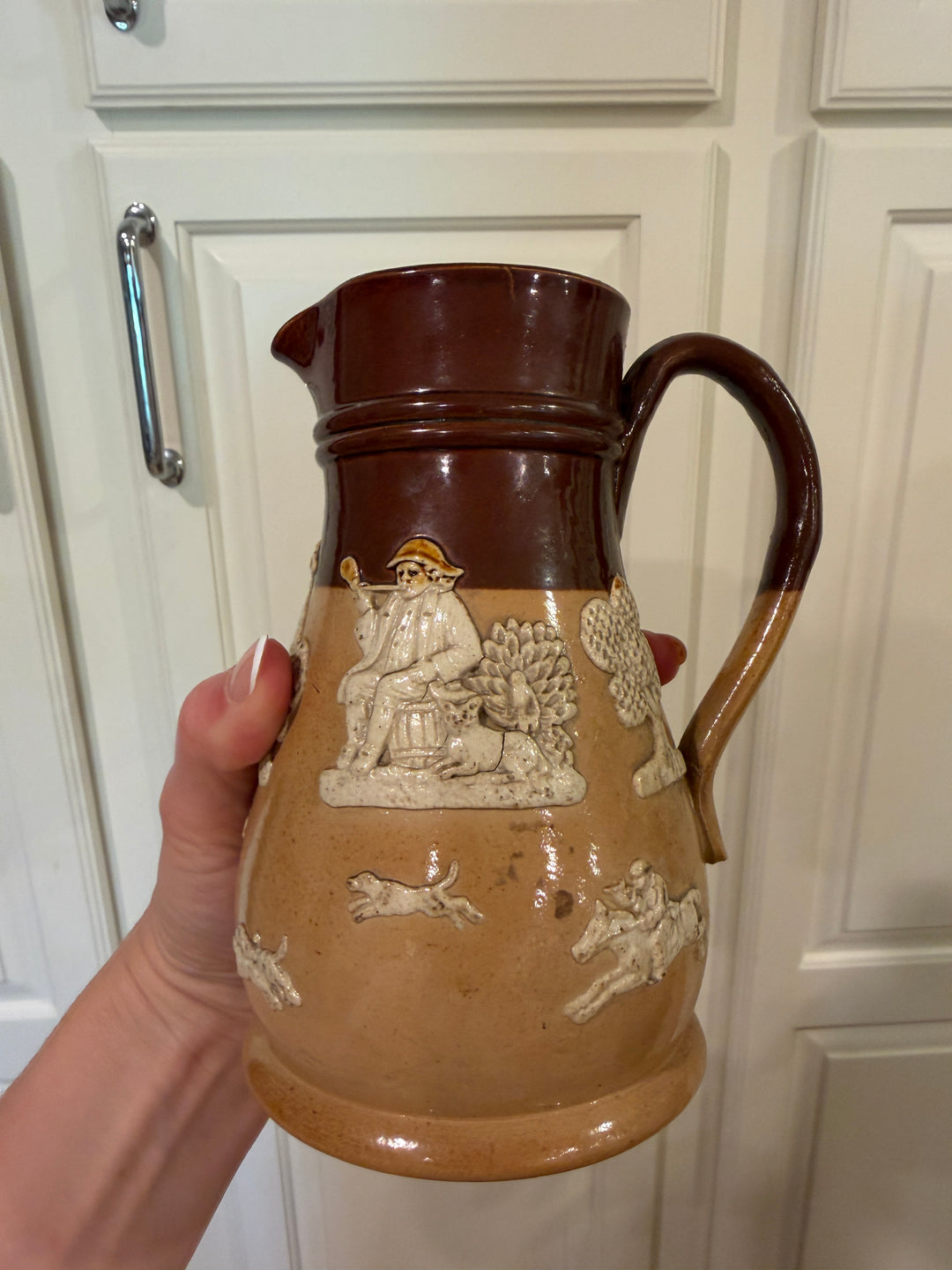 English Victorian/Edwardian stoneware jugs by Doulton & Lambeth, & Marks (7 inch)