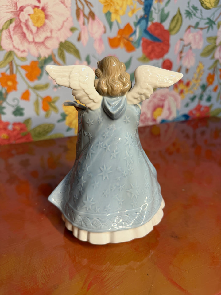 Lladro Angel Woman
