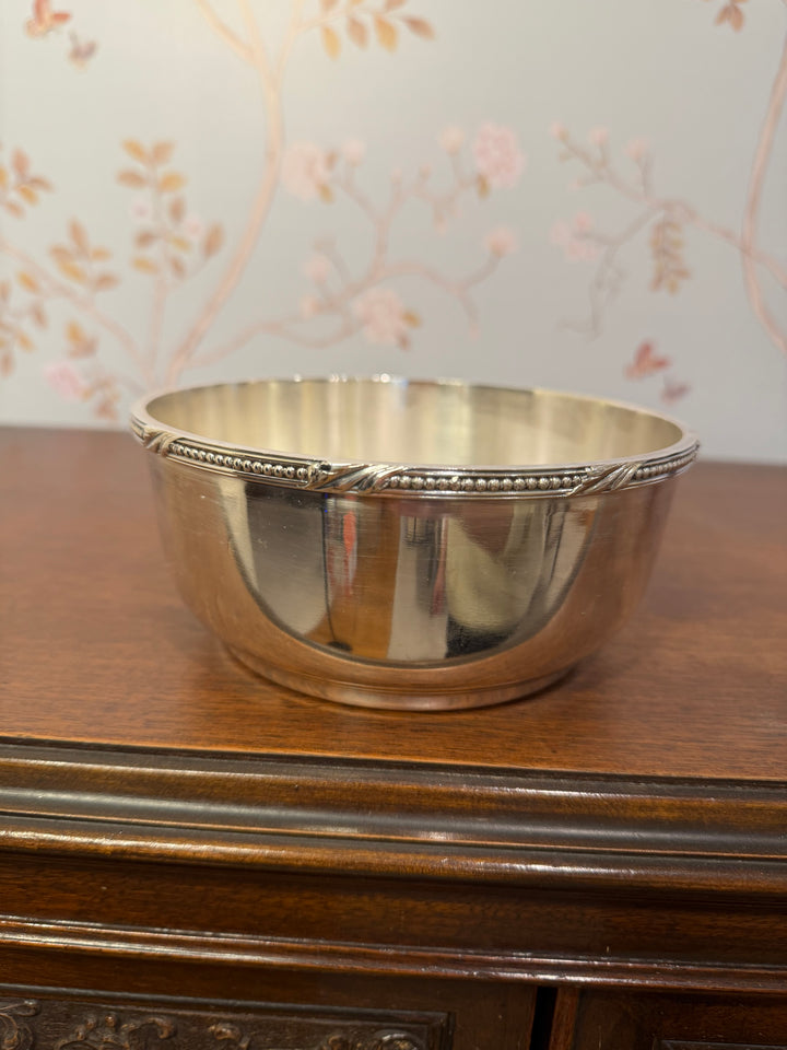 Reed and Barton Silver Plate Serving Bowl