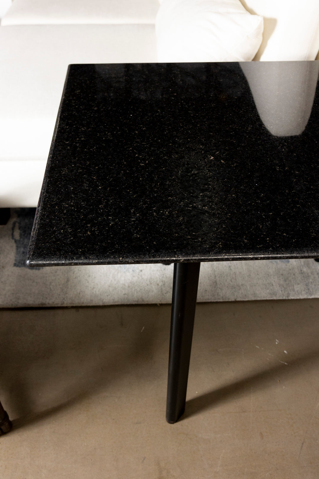 Square Knoll Table