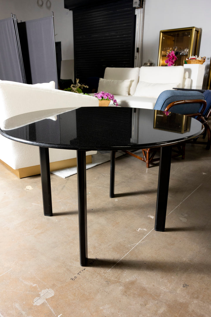 Circular Knoll Table