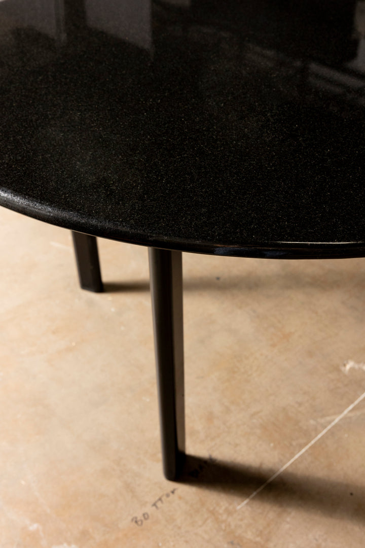 Circular Knoll Table