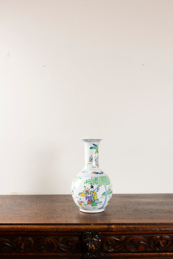 Objects D'Art Made in Macau Porcelain Vase