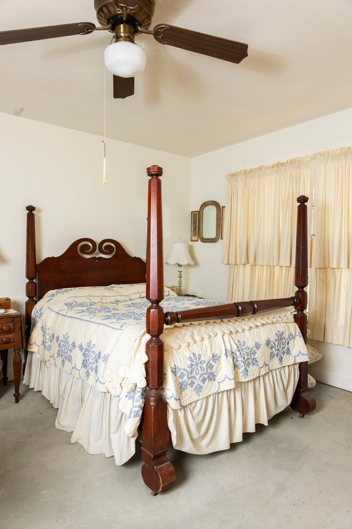 Antique Four-Poster Full-Size Bed – Solid Mahogany *Local Pickup Available in Honey Grove, TX*