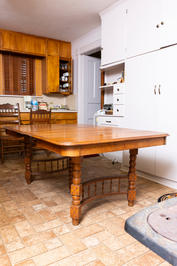 Antique Solid Wood (Likely Oak or Maple) Dining Table *Local Pickup Available in Honey Grove, TX*