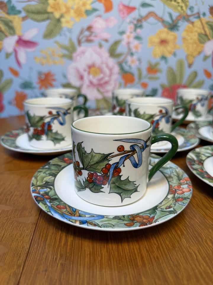 Vintage Le Houx Gien Teacups and Saucers Set of 8