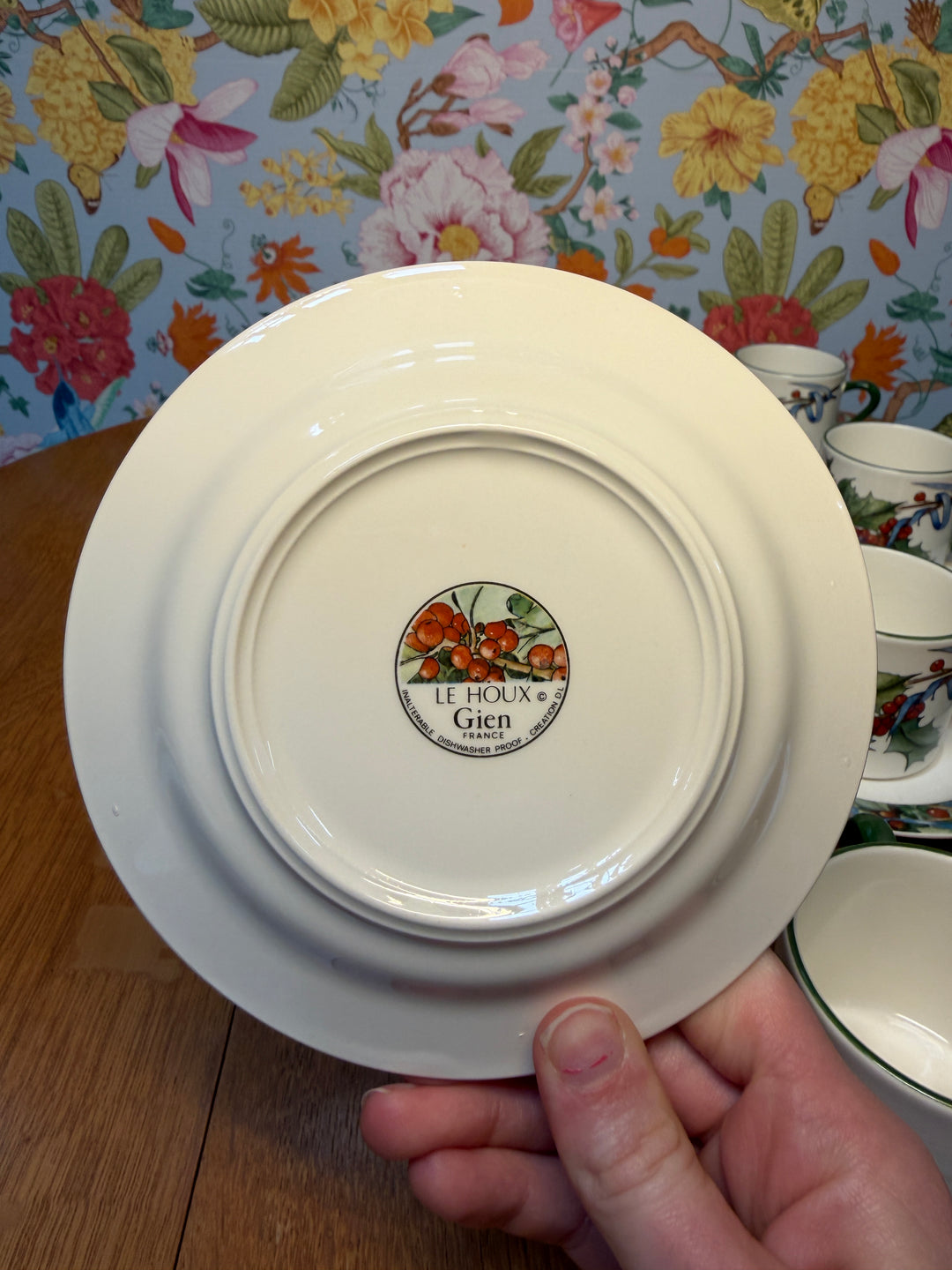 Vintage Le Houx Gien Teacups and Saucers Set of 8
