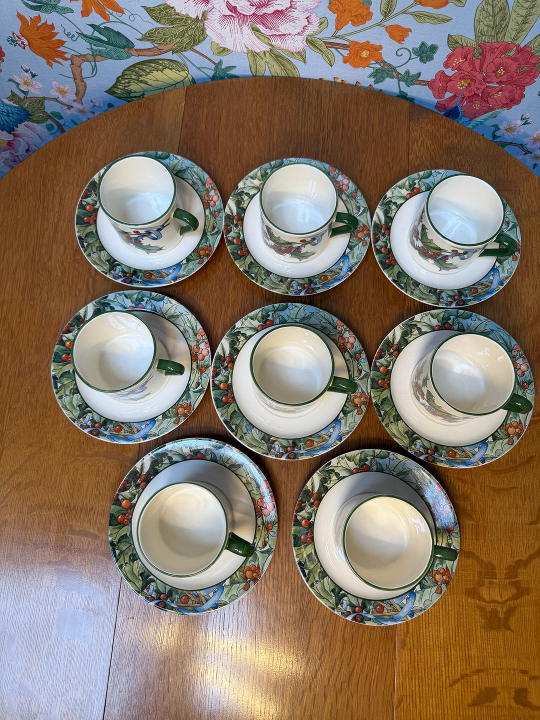 Vintage Le Houx Gien Teacups and Saucers Set of 8