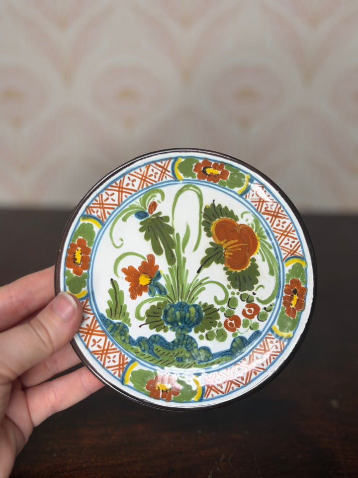 Teacups and Saucers
