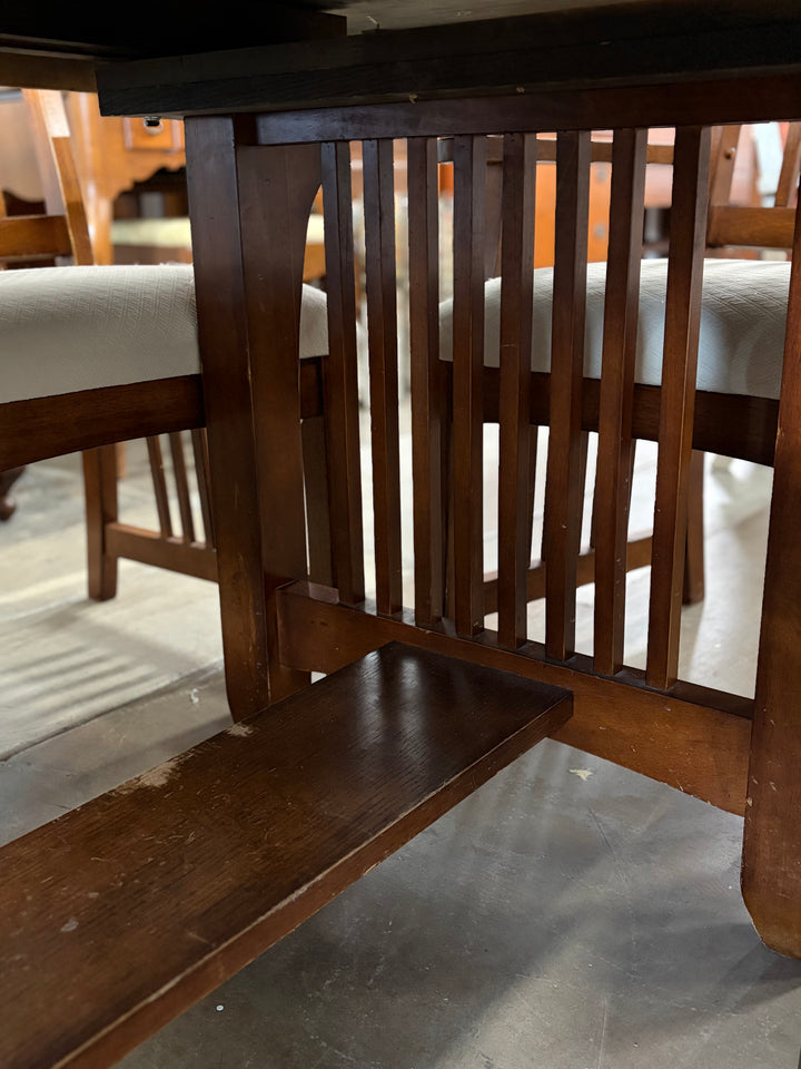 Wooden Dining Table with Leaf and 6 Chairs