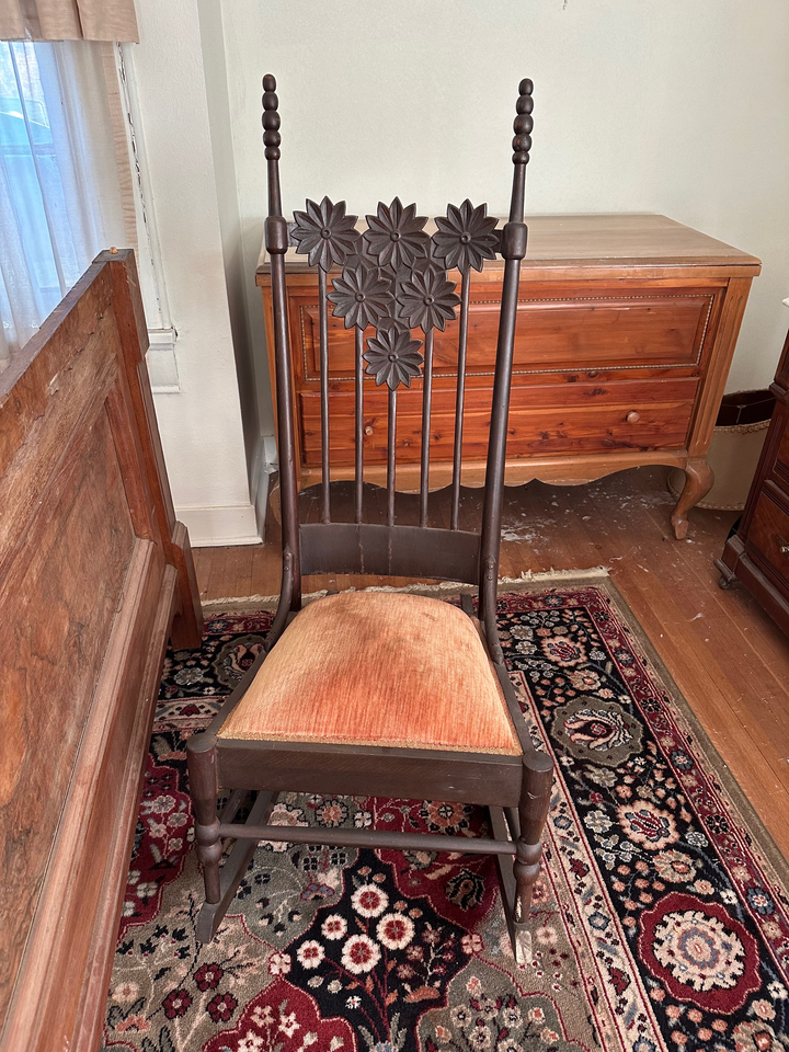 Group Discounted Rate: Chairs + Umbrella Holder