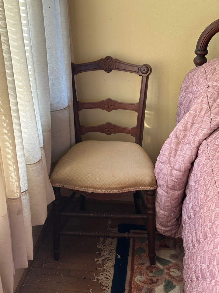 Group Discounted Rate: Chairs + Umbrella Holder