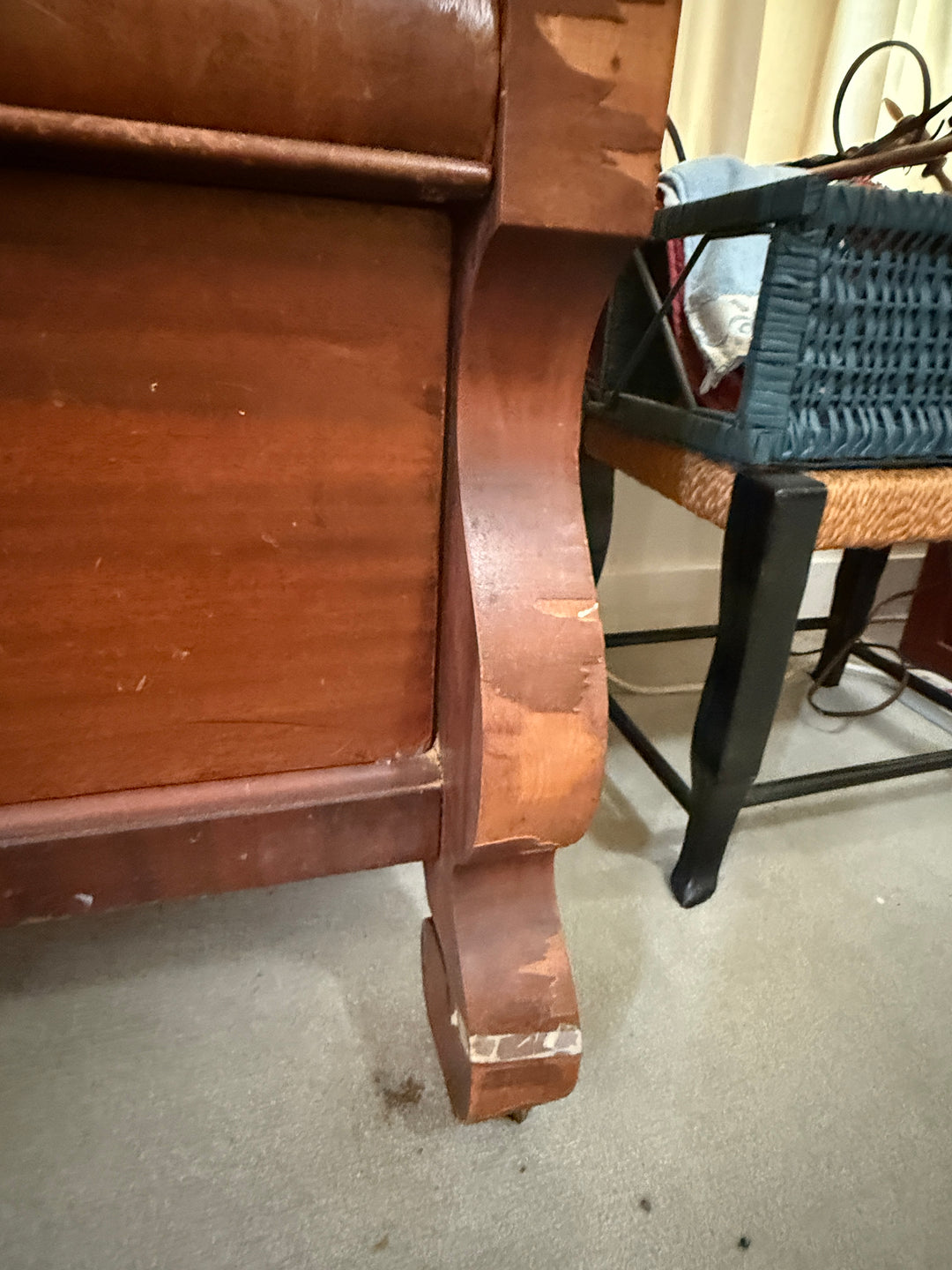 Antique Solid Mahogany Tri-Fold Mirror Imperial Dresser *Local Pickup Available in Honey Grove, TX*