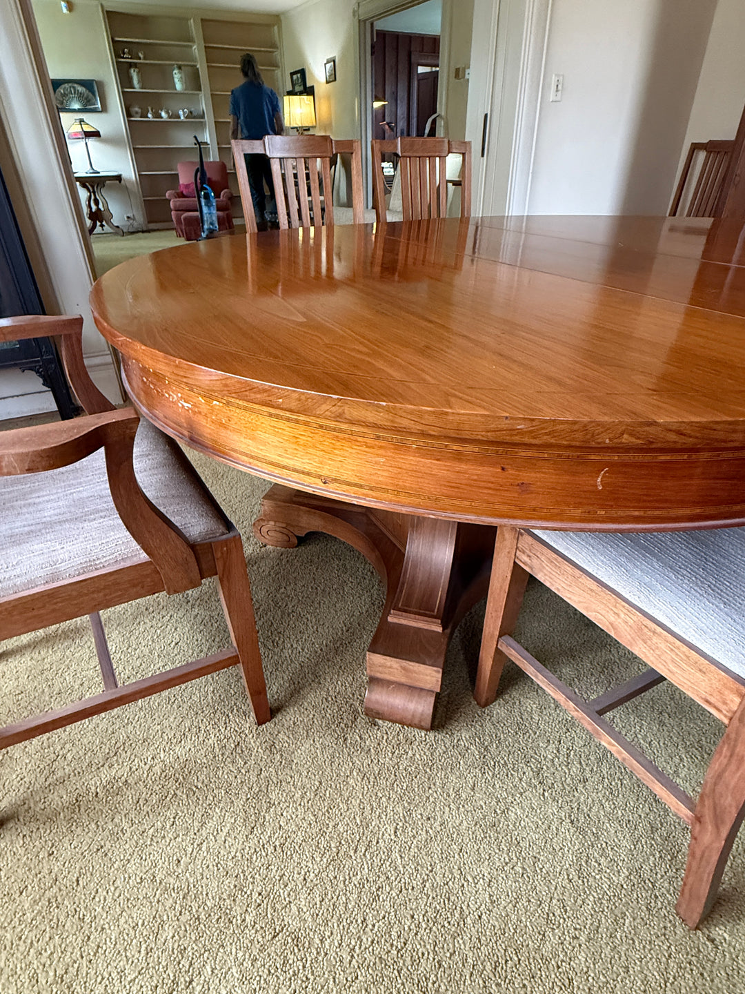 Stickley Style Vintage Round Dining Table with Matching Chairs and 3 Leaves *Local Pickup Available in Honey Grove, TX*