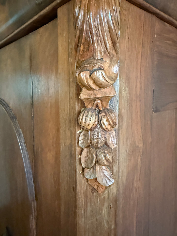 Elegant Antique Victorian Armoire – Carved Walnut, 19th Century *Local Pickup Available in Honey Grove, TX*