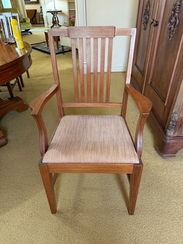 Stickley Style Vintage Round Dining Table with Matching Chairs and 3 Leaves *Local Pickup Available in Honey Grove, TX*