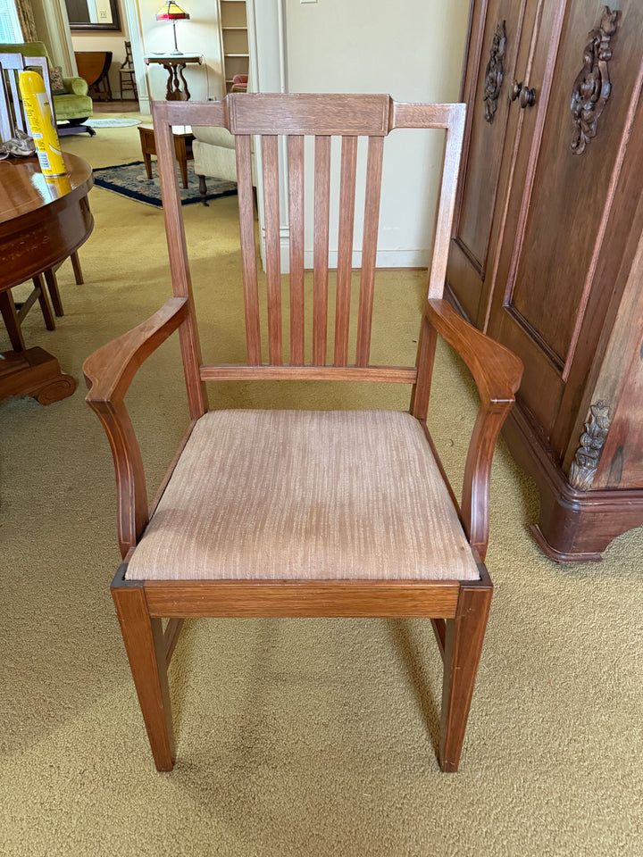 Stickley Style Vintage Round Dining Table with Matching Chairs and 3 Leaves *Local Pickup Available in Honey Grove, TX*